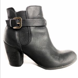 ABOUND 7.5 M black ankle boots booties w buckle👢
